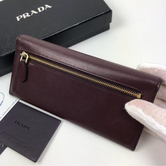 **Full inclusion Prada** Bordeaux/Multicolor Saffiano Leather Wallet - Picture 3 of 15